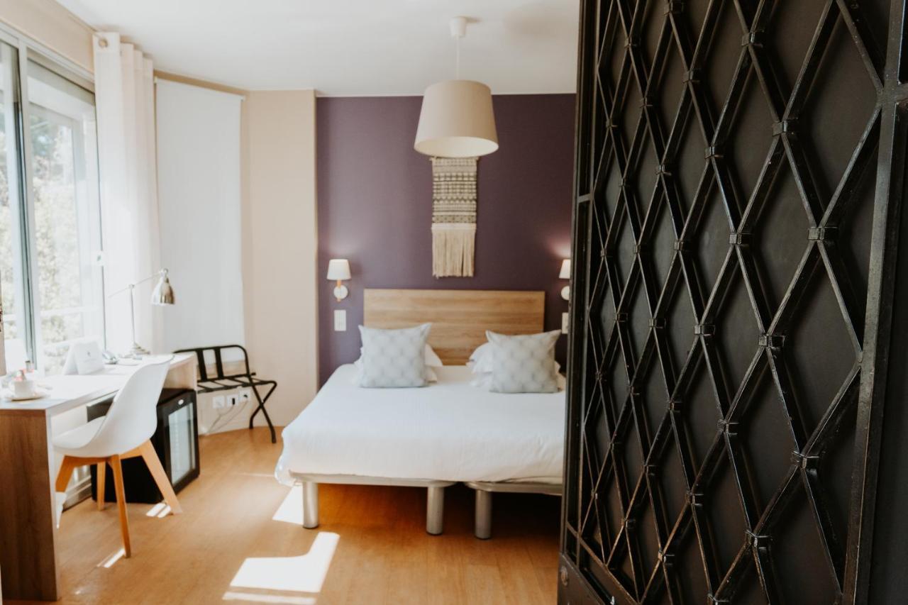 Hotel Le Petit Castel Antibes Zewnętrze zdjęcie