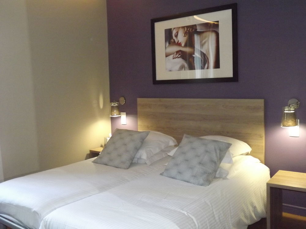 Hotel Le Petit Castel Antibes Zewnętrze zdjęcie