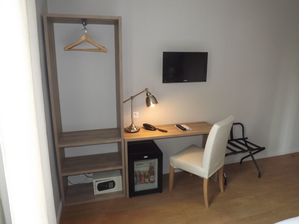 Hotel Le Petit Castel Antibes Zewnętrze zdjęcie